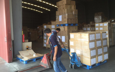 ขนย้ายคลังสินค้าเล็ก vs คลังสินค้าขนาดใหญ่: มีอะไรที่ต้องเตรียมต่างกัน?