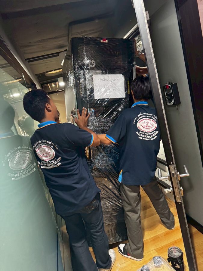 ผลงานขนย้ายตู้ Rack Server IT 9